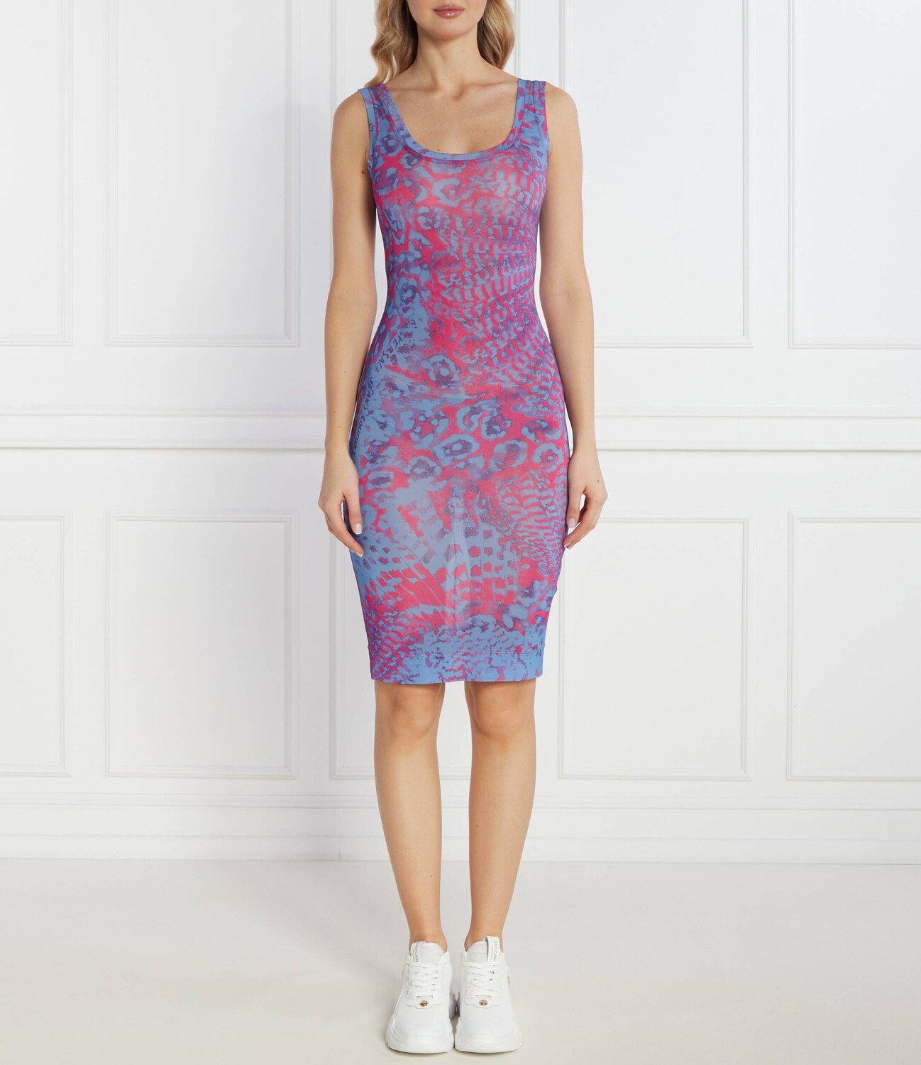 

Платье Versace Jeans Couture, синий