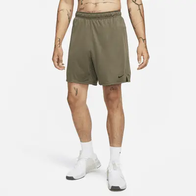 

Шорты Nike Totality, цвет Medium Olive/Black/Medium Olive/Black