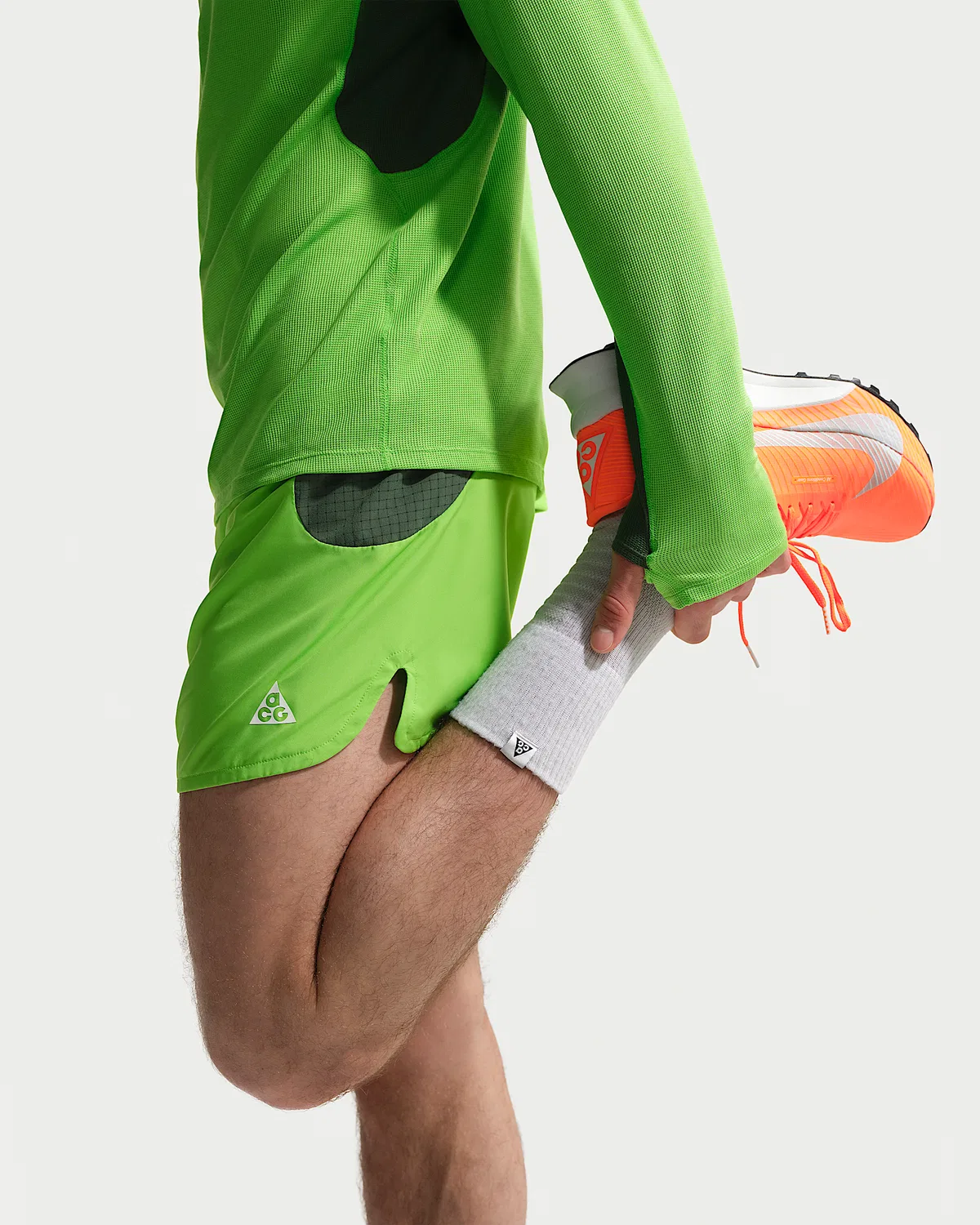 Мужские шорты Nike ACG "Second Sunrise" Dri-FIT ADV 5" с вкладышем, Mean Green/Fir/Summit White — фото 4
