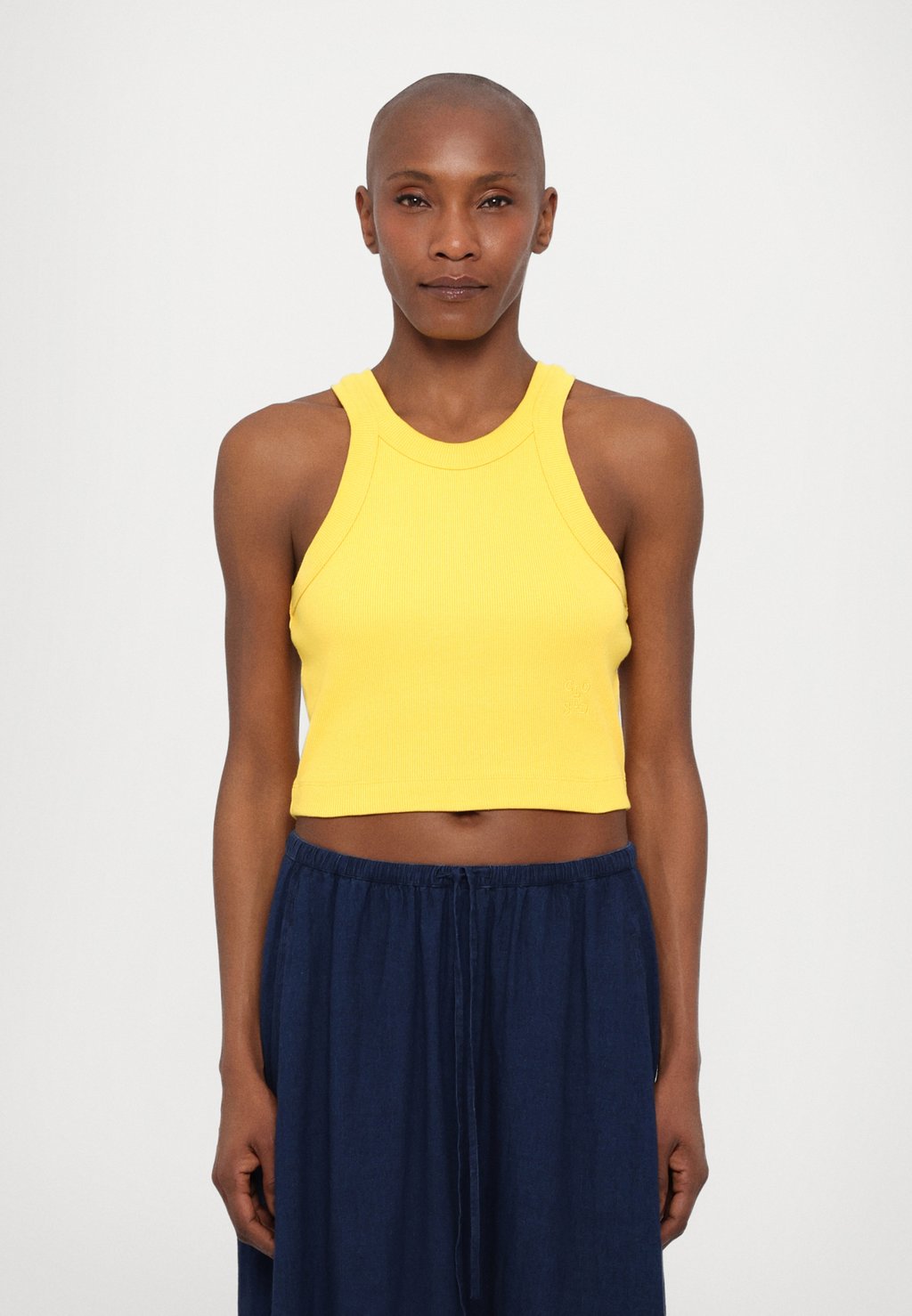 

Топ CROPPED RACER TANK CLOSED, желтый