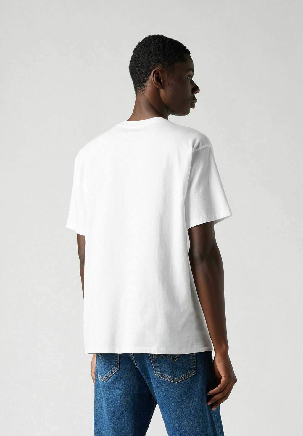Футболка с принтом RED TAB VINTAGE TEE Levi's, цвет Stones Throw Mineral — фото 2