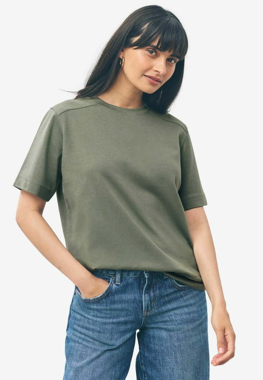 

Футболка Next HEAVYWEIGHT SHORT SLEEVE CREW NECK, Khaki Green/Khaki, Зеленый, Футболка Next HEAVYWEIGHT SHORT SLEEVE CREW NECK, Khaki Green/Khaki