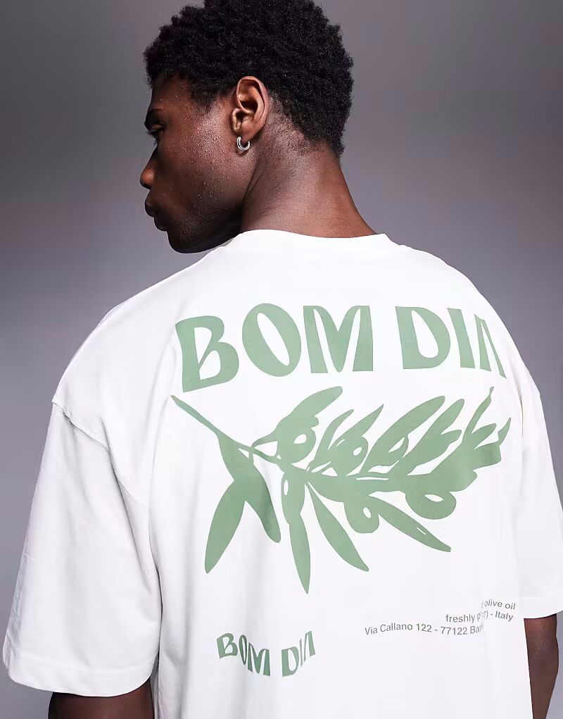 

Футболка свободного кроя ASOS DESIGN с летней графикой в ​​кремово-белом цвете