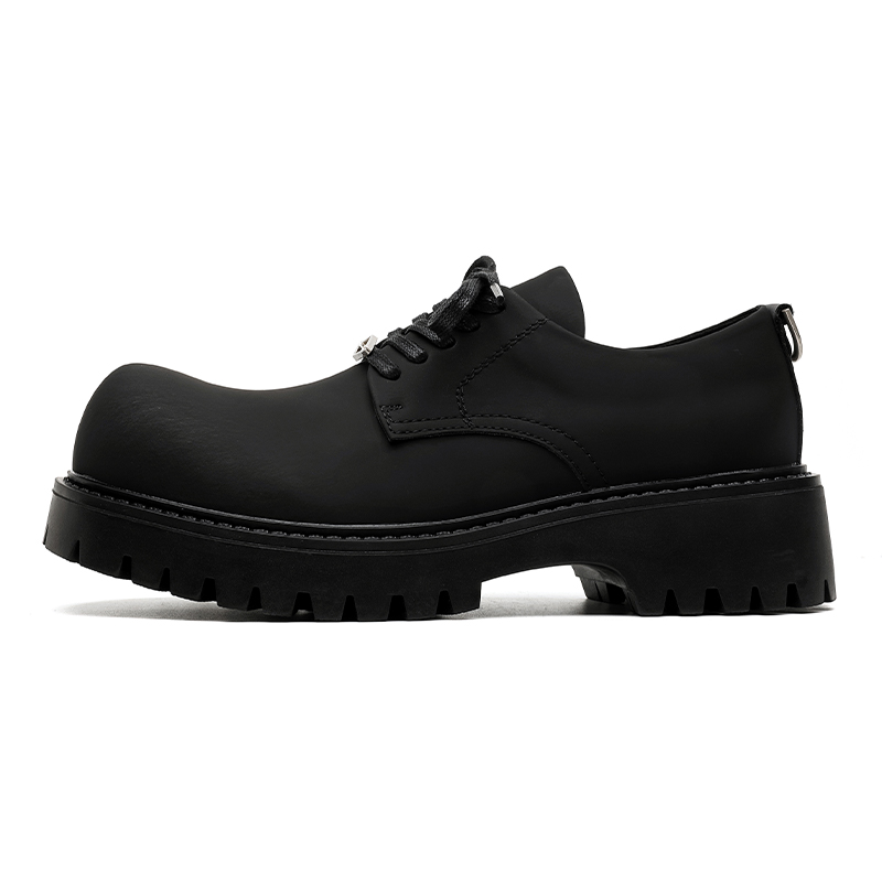 

Product B Повседневная обувь мужская черная