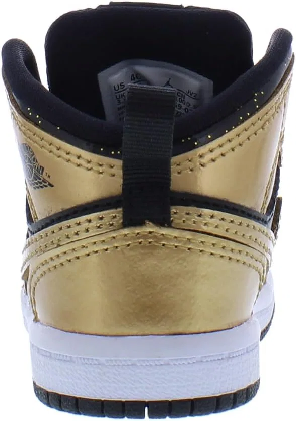 Кроссовки Nike Air Max Axis, Black/Metallic Gold/White — фото 3