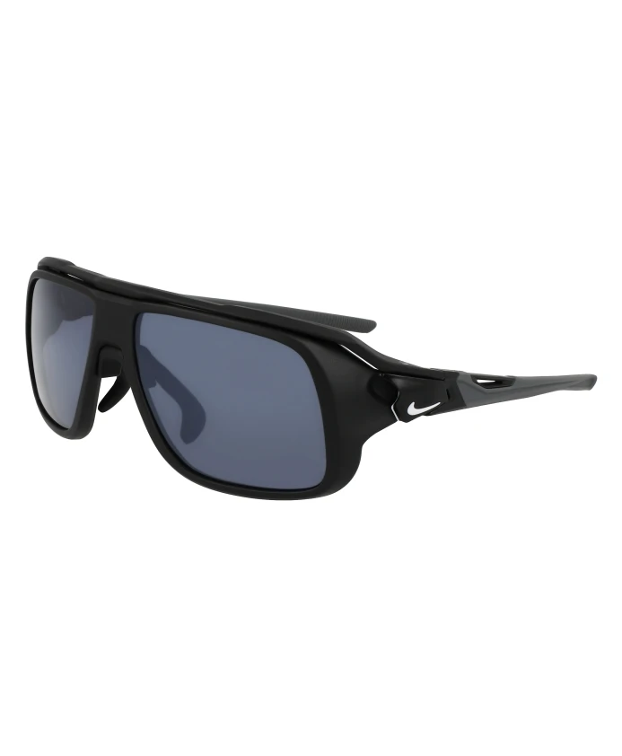 

Стильные солнцезащитные очки с оригинальным дизайном. Nike, черный