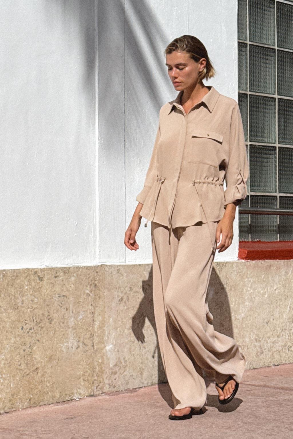 

Широкие брюки из крепа ZARA, кэмел