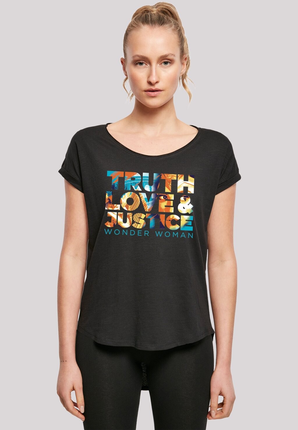 

Футболка с принтом DC COMICS DIANA TRUTH LOVE JUS F4NT4STIC, черный