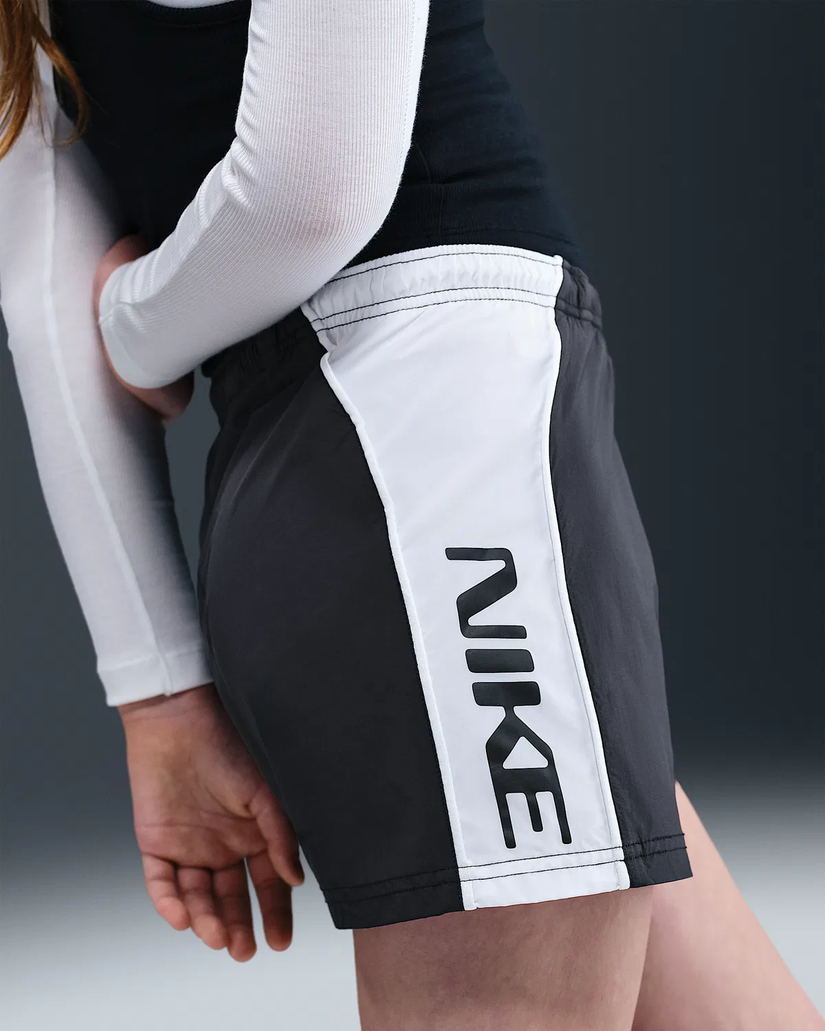 Детские шорты Nike Sportswear, Black/White/White/White — фото 3