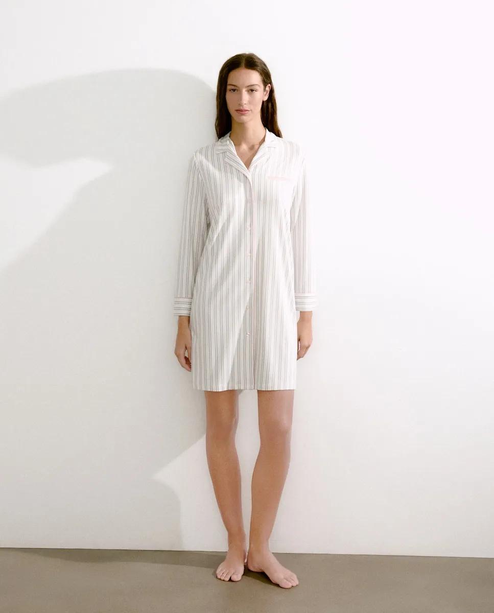 

Женская сорочка в полоску с пуговицами Énfasis, светло-серый