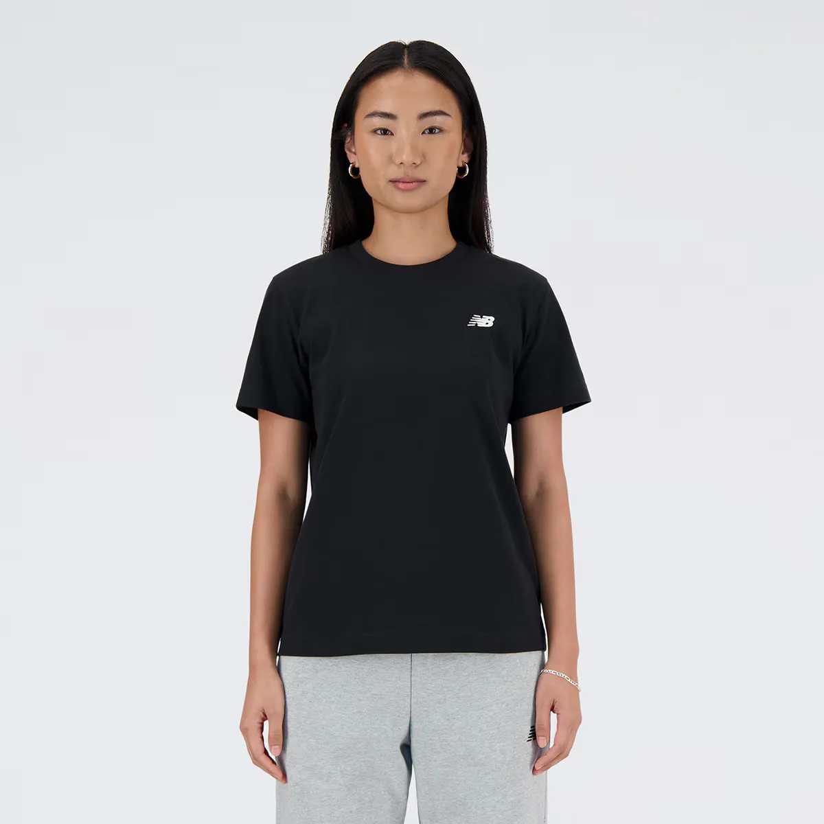 

Женская футболка Sports Essentials Jersey New Balance, чёрный