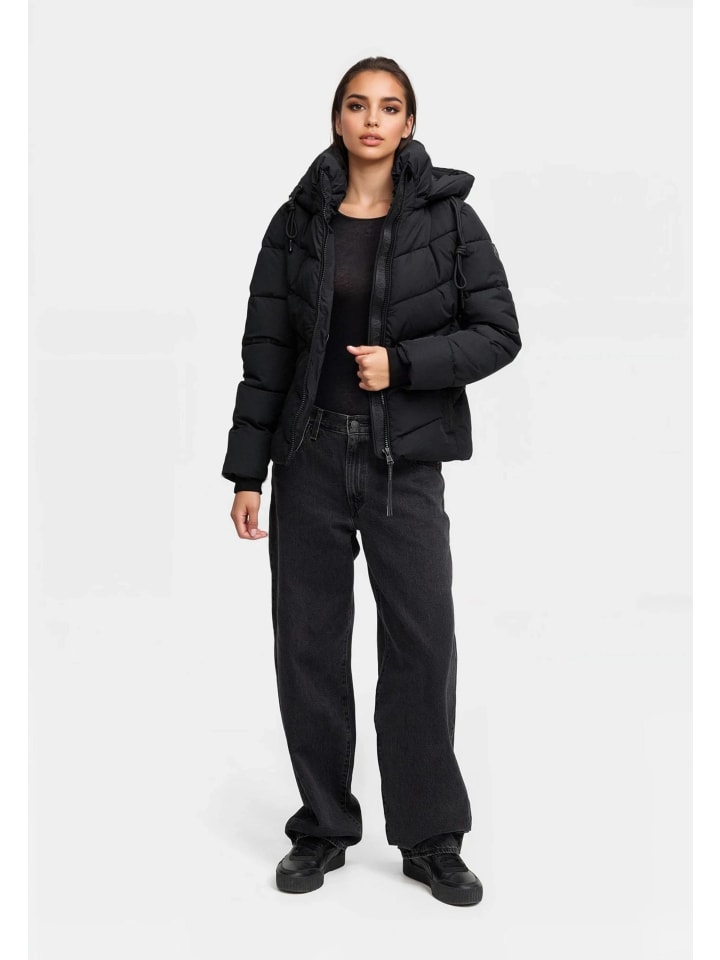 

Зимняя куртка N091 черного цвета Marikoo