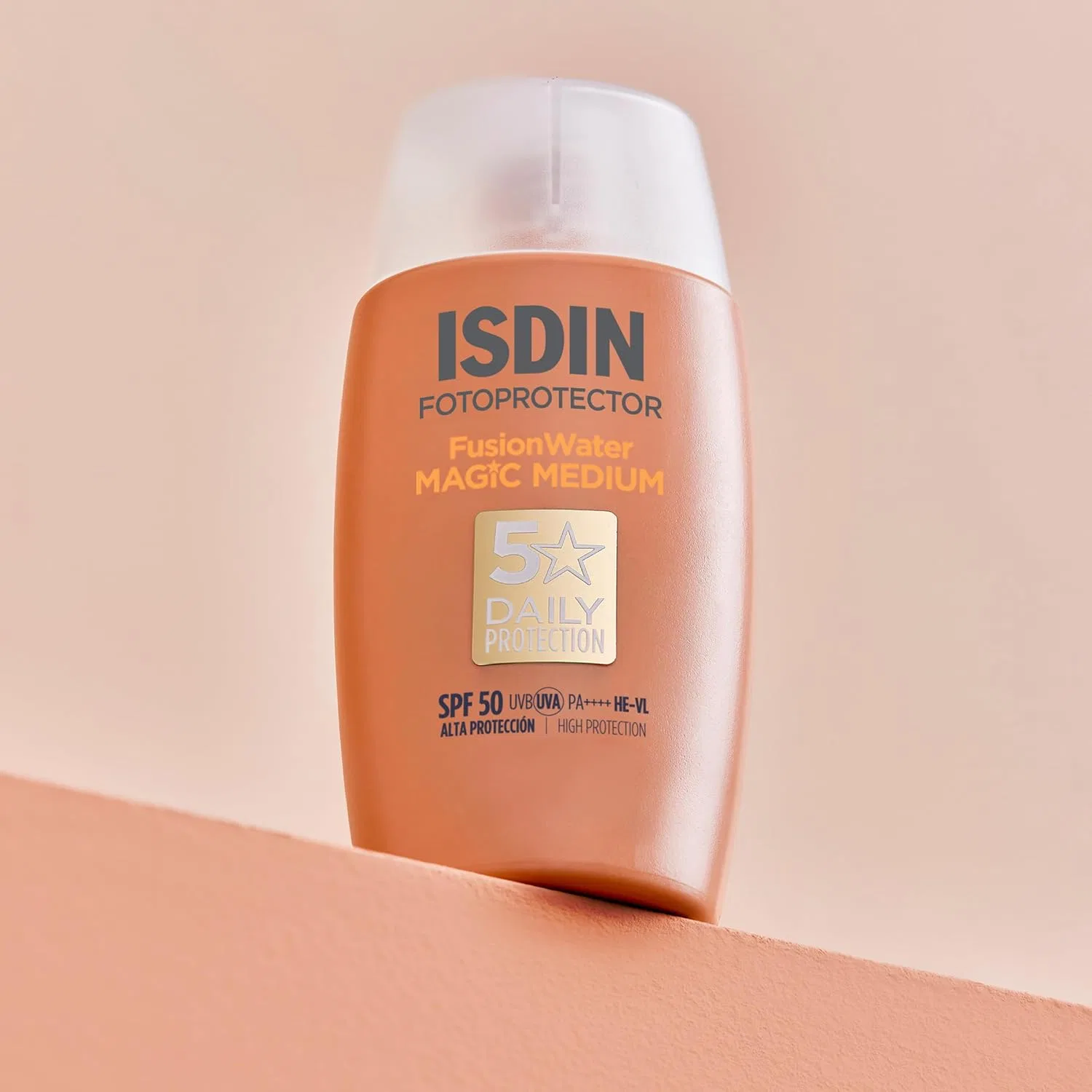 Тонирующий солнцезащитный крем для лица Isdin Fusion Water Color SPF 50, 50 мл Isdin — фото 2