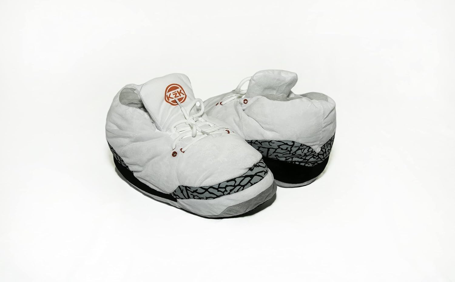 Домашние тапочки KZK KrazeKickz для взрослых - пушистые шлепанцы для женщин и мужчин - унисекс, Aj3 White — фото 4