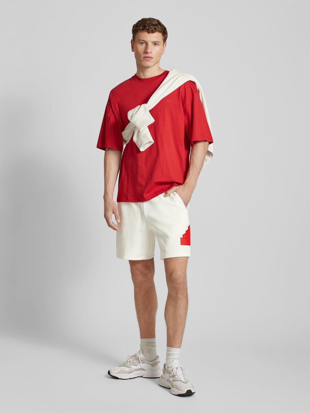 

Шорты с эластичным поясом ADIDAS SPORTSWEAR, кремовый