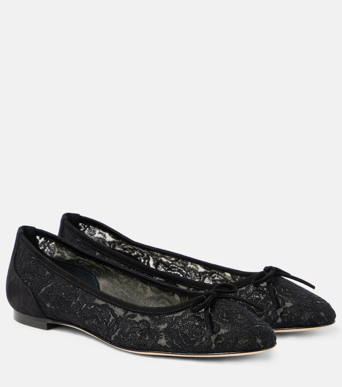 Балетки Verizzo с цветочным кружевом Manolo Blahnik, черный