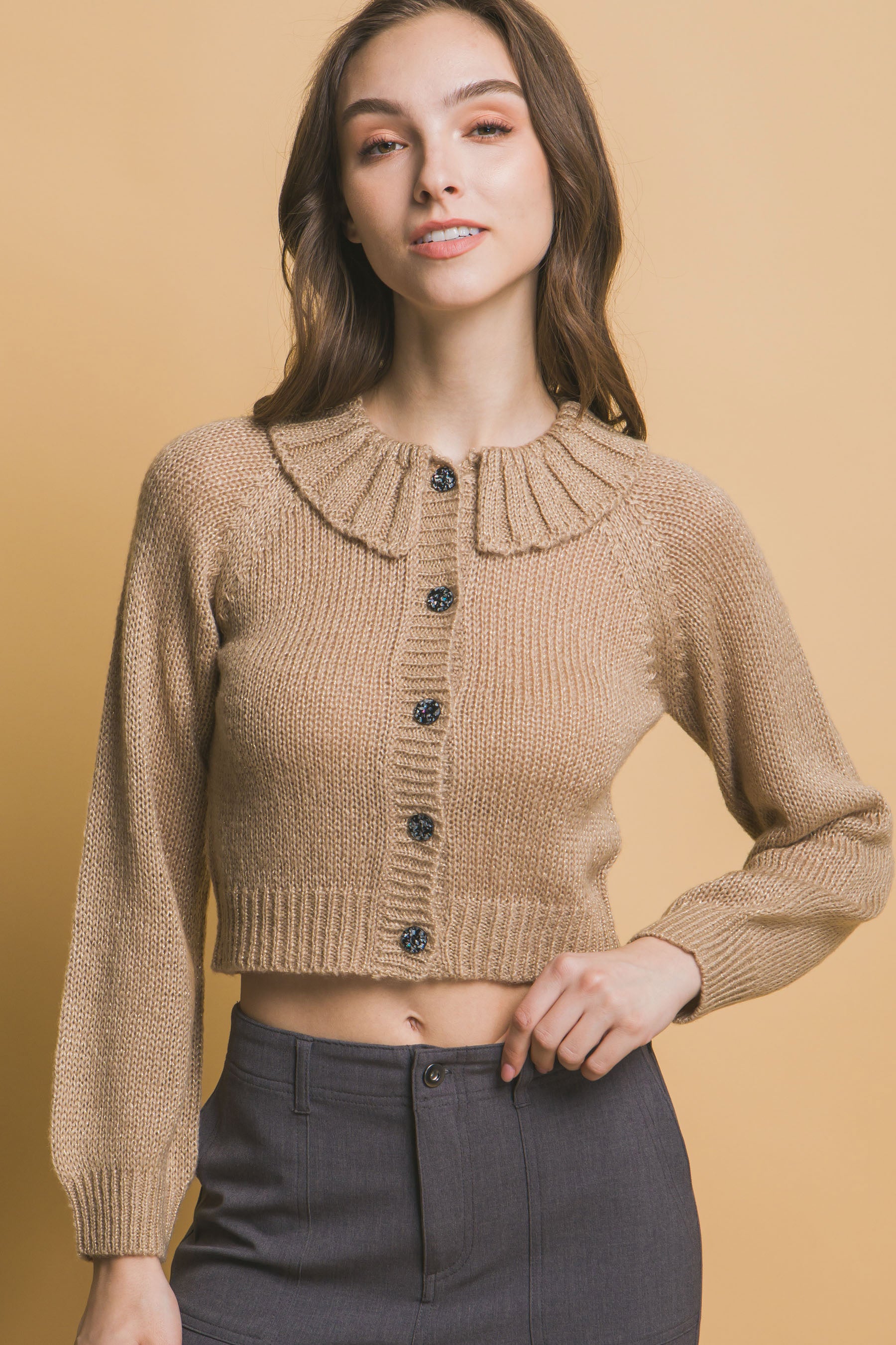 

Короткий свитер с воротником FASHNZFAB, хаки