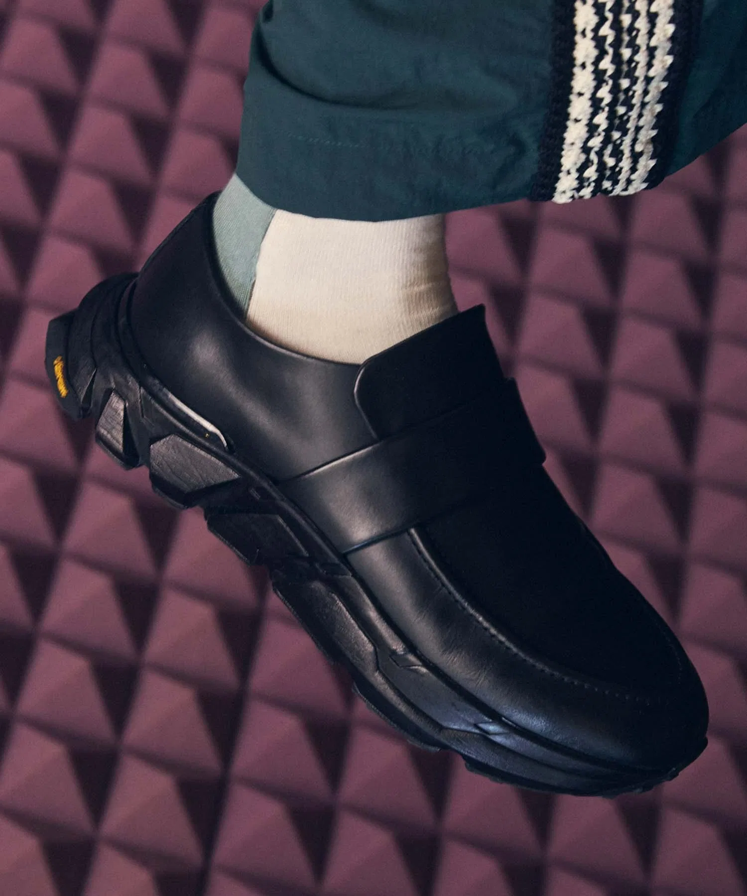 Мужские кожаные лоферы MAISON SPECIAL с Vibram подошвой чёрные