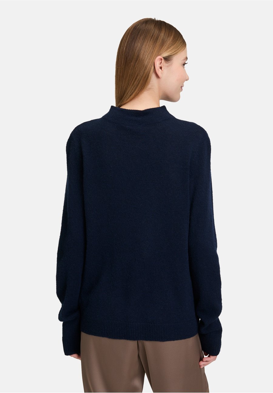 

Джемпер Betty Barclay MIT STEHKRAGEN, Dunkelblau/Dark Blue