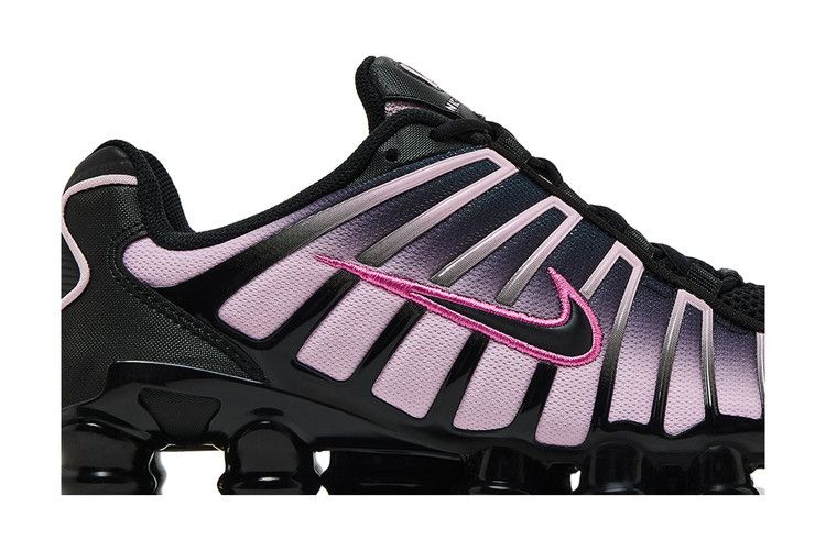 Кроссовки Nike Wmns Shox TL 'Black Playful Pink', розовый — фото 3