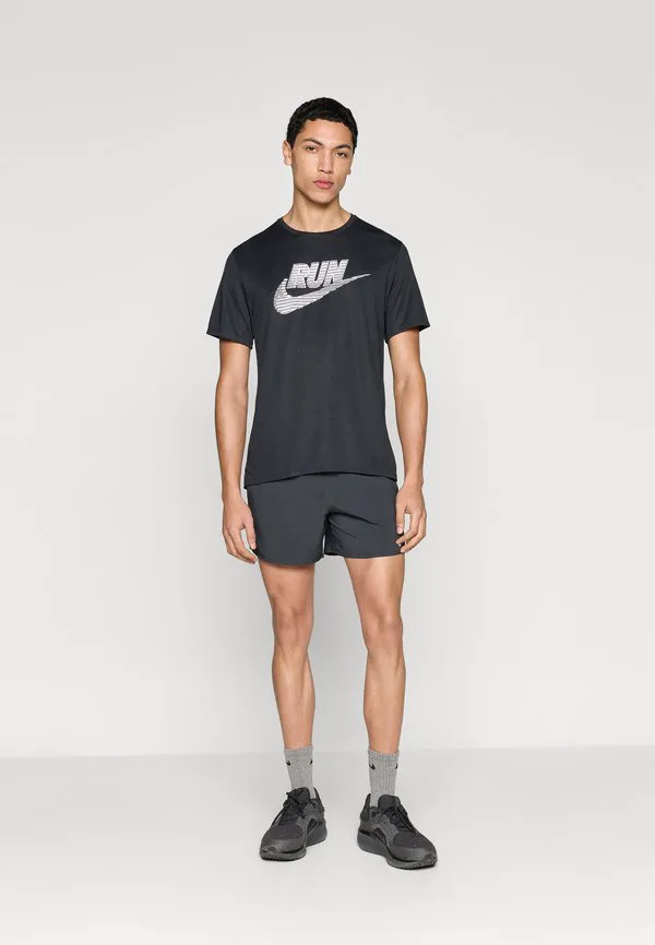Футболка для бега на милю с элементами спорта Nike Performance, Black/White — фото 2