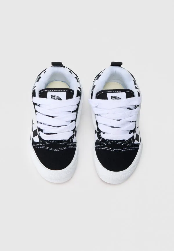 Скейтбордистские кроссовки knu skool унисекс Vans, Black/True White — фото 4