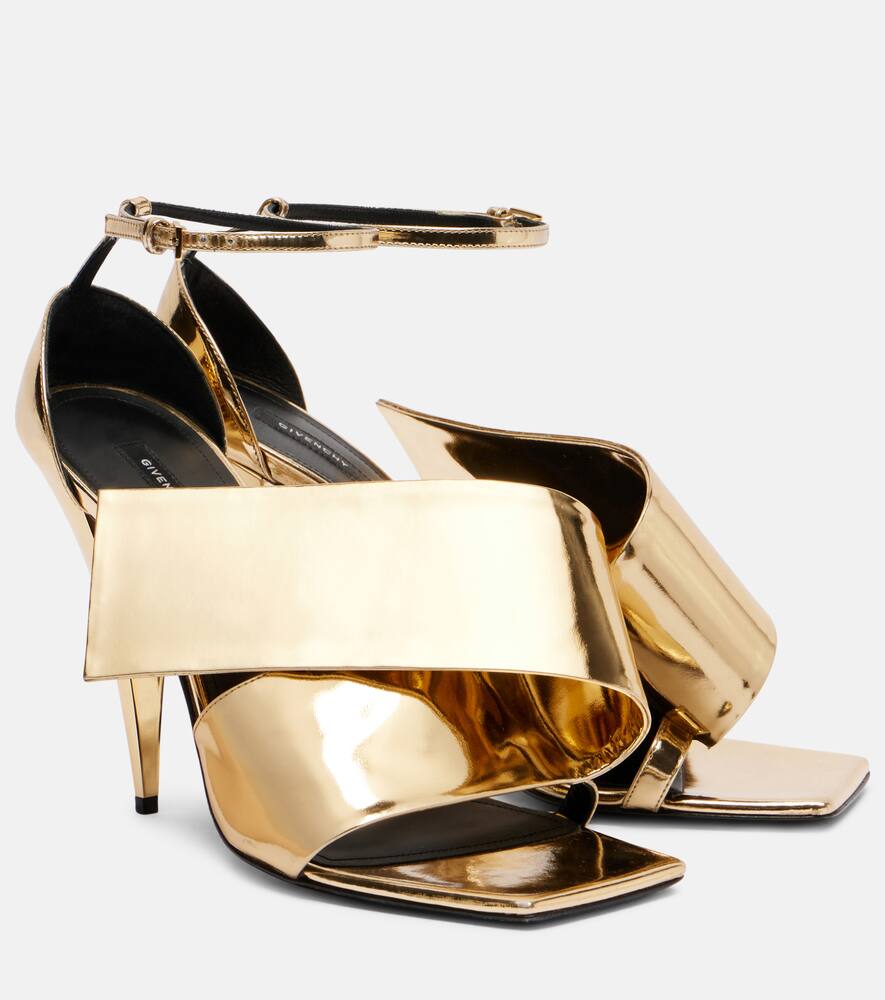 Сандалии Sliced Square 90 из лаковой кожи Givenchy, Golden