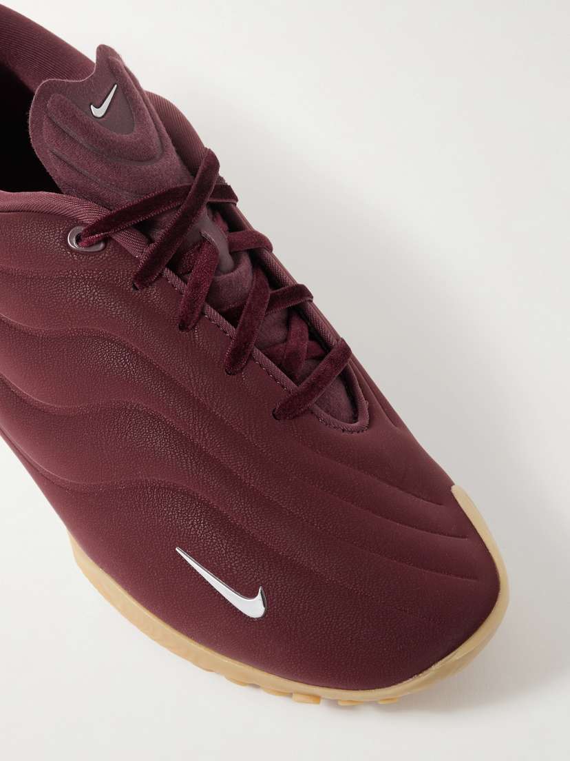Стеганые кроссовки Astra с матовой поверхностью Nike, бордовый — фото 4