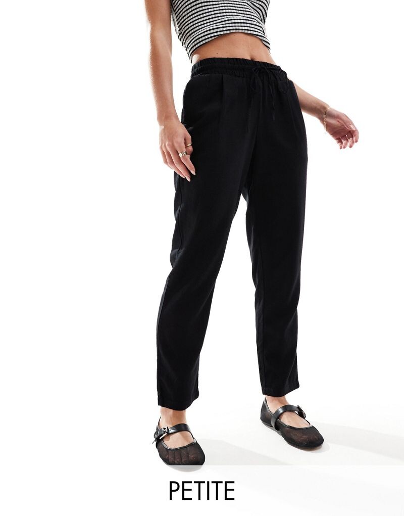

Vero Moda Petite — черные брюки зауженного кроя из смесового льна