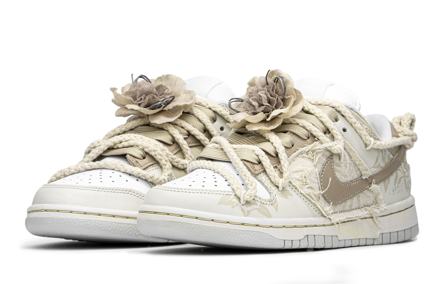 

Кроссовки Nike Dunk Skateboard Shoes Women's Low-Top Brown Beige