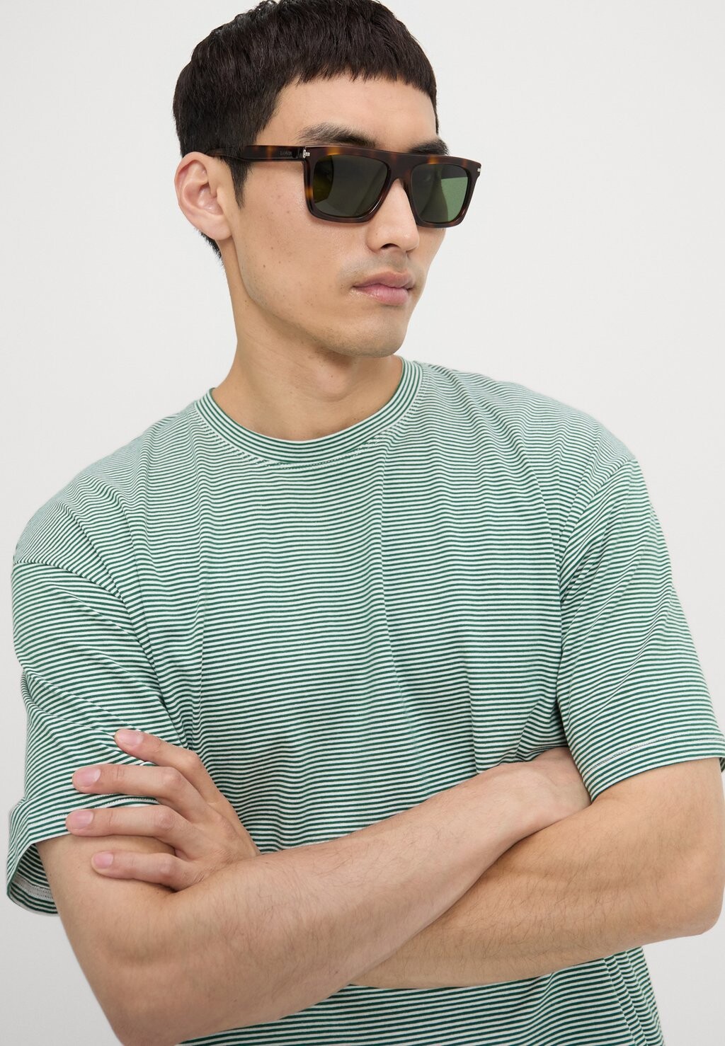 

Футболки с принтом STRIPED Essential Collective, цвет Green/White