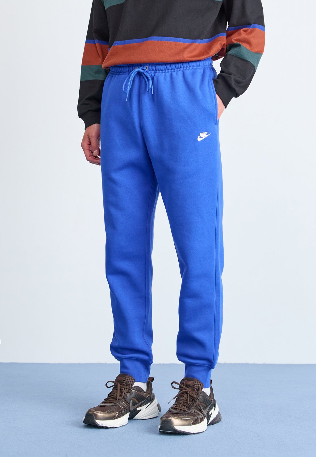 

Спортивные штаны CLUB JOGGER Nike Sportswear, синий