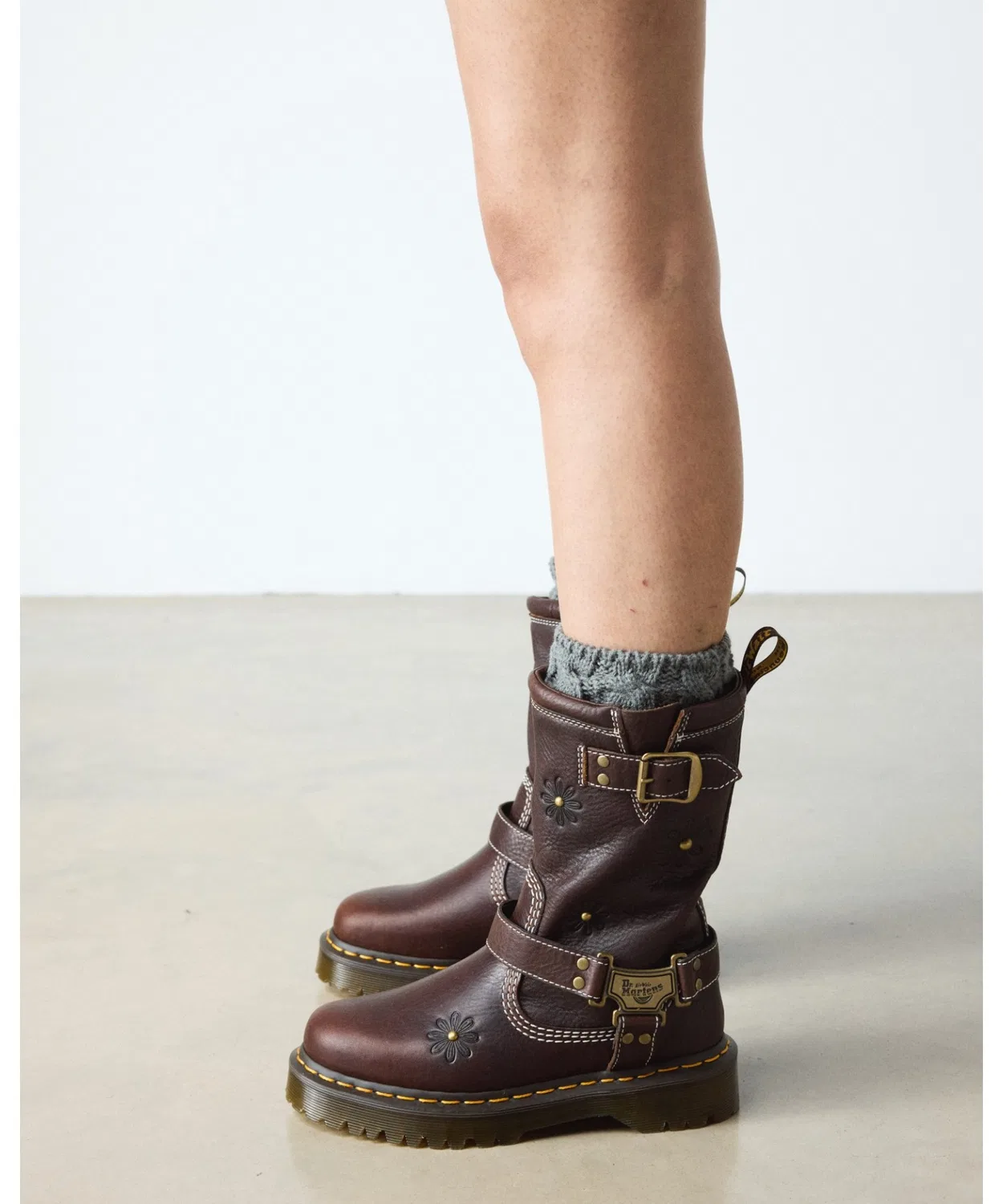 Ботинки Dr. Martens ANISTONE HI с цветочным тиснением, коричневый — фото 3
