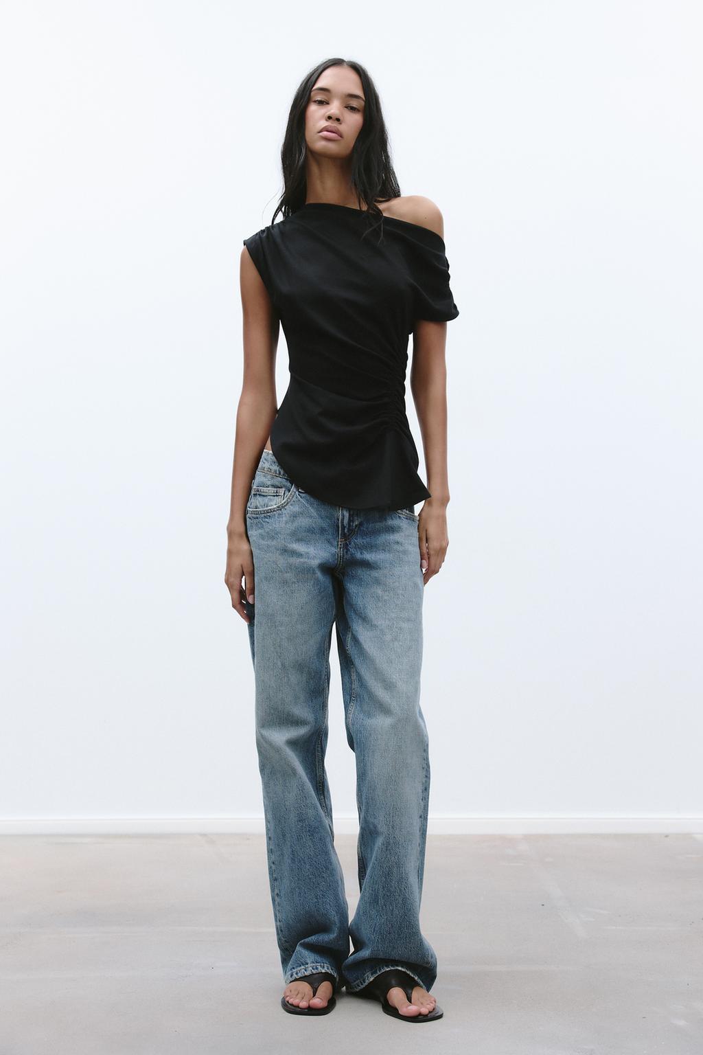 

Асимметричный топ с оборками ZARA, черный