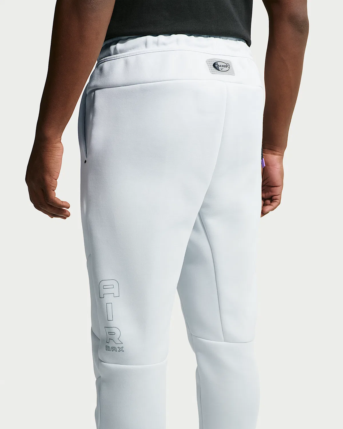 Мужские флисовые джоггеры Nike Tech, Off White/Bright Violet — фото 3