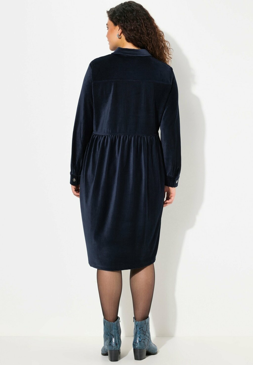 

Платье-рубашка BUTTON-DOWN LONG SLEEVE Ulla Popken, темно-синий