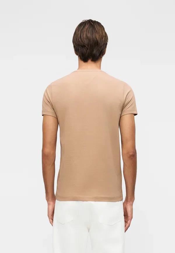 Футболка с принтом Tommy Hilfiger Slim Fit Core Essentials Basic, цвет батик хаки — фото 3