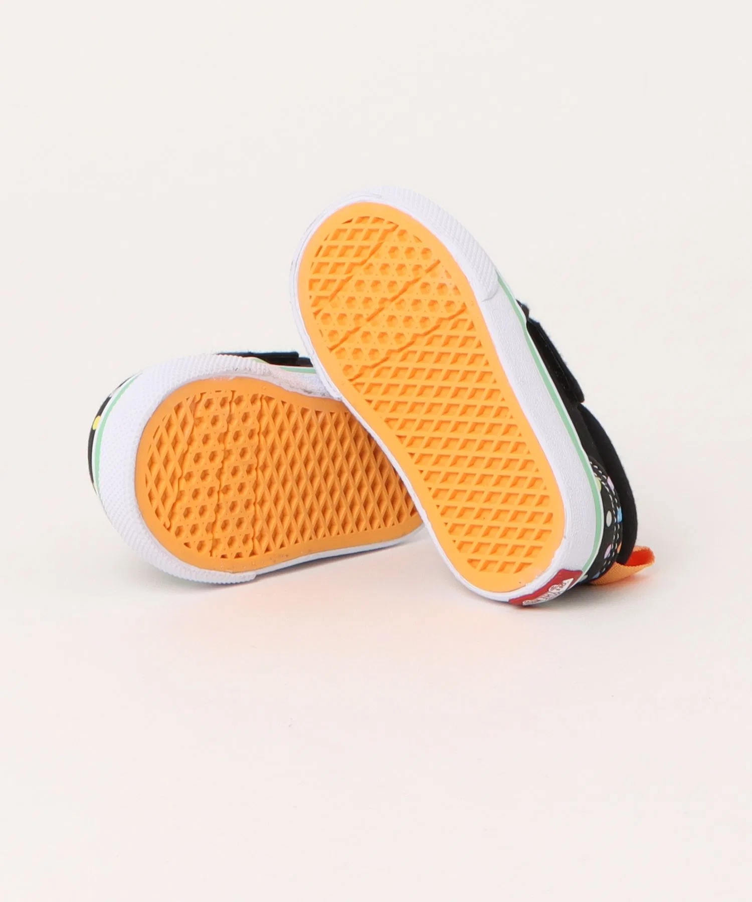 Детские кроссовки VANS SLIP ON V98TDL DOT BLK/MLT DOT — фото 3