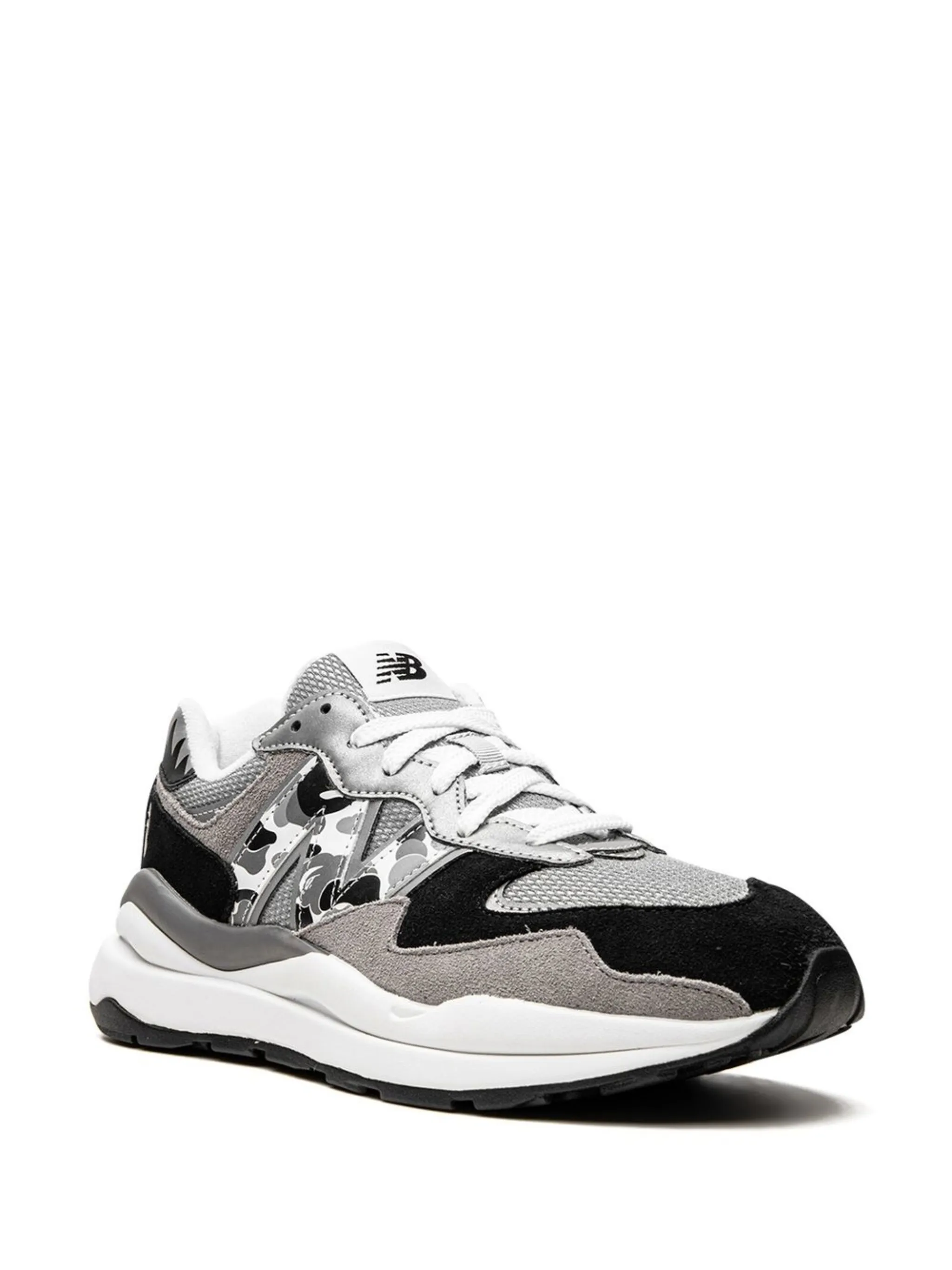 Кроссовки 57/40 из коллаборации с BAPE New Balance, серый — фото 2