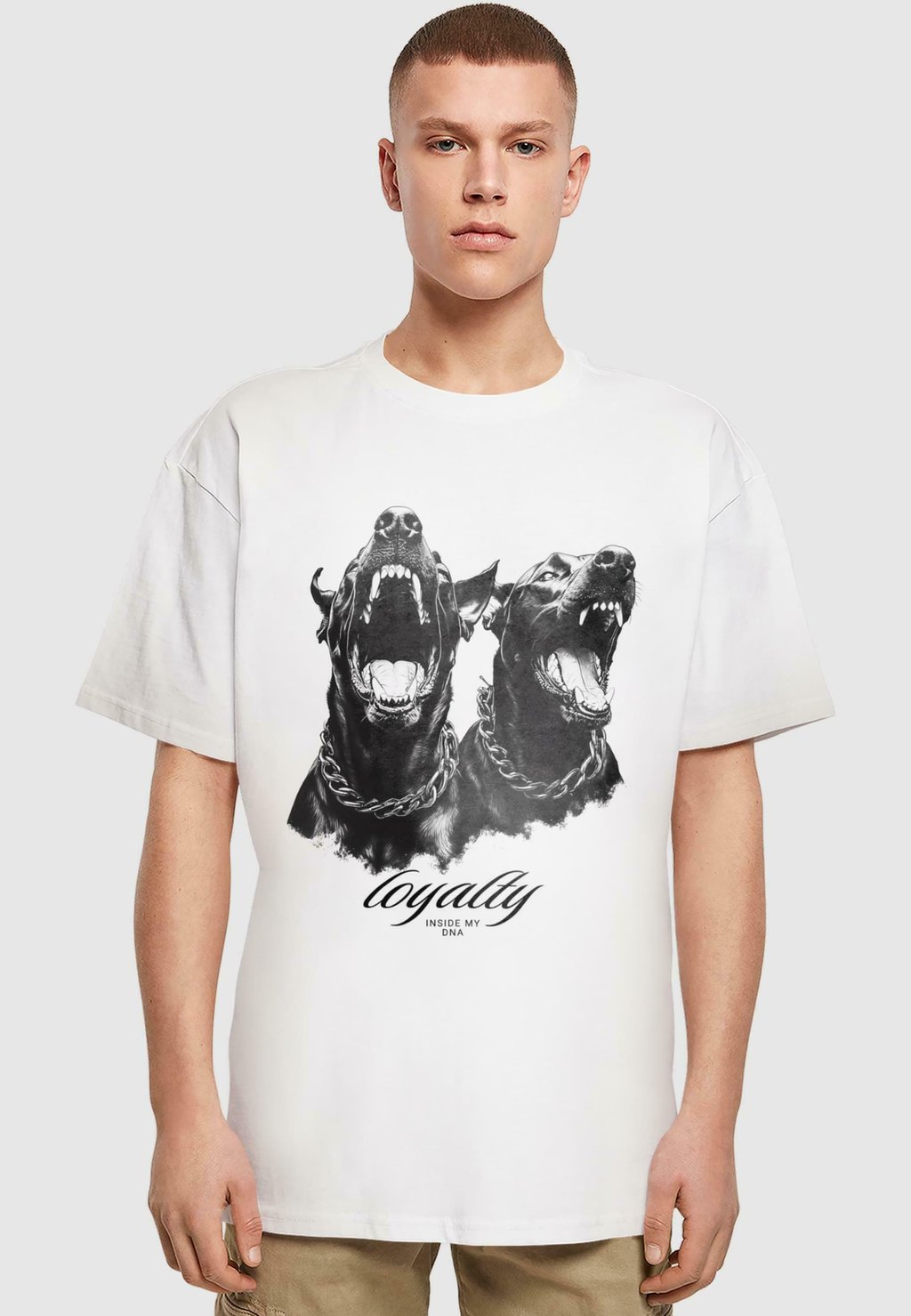 

Футболка с принтом Upscale by Mister Tee, белый