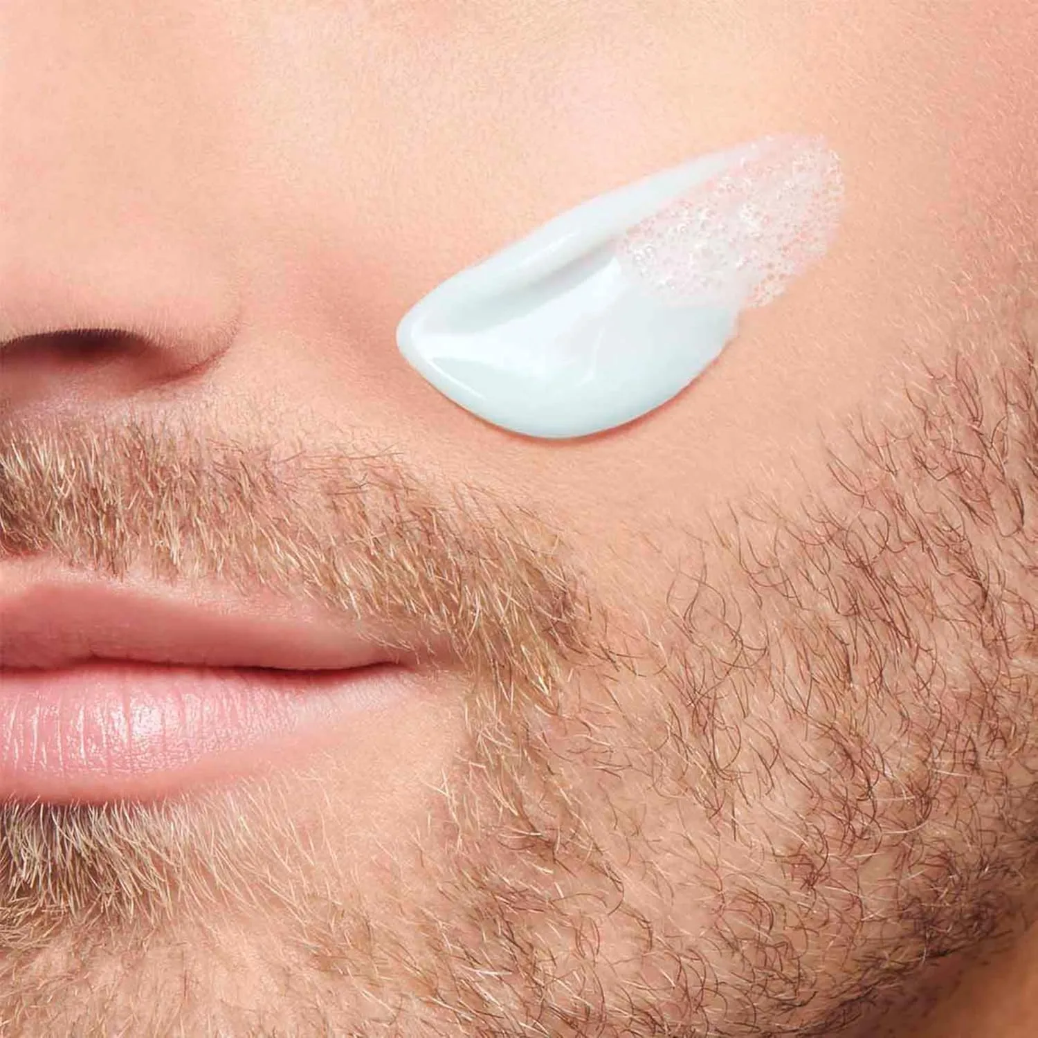 Гель для умывания Clarins — MEN Energizing Gel, охлаждающий матирующий увлажняющий гель для мужчин, тонизирует кожу и, 50 мл — фото 4