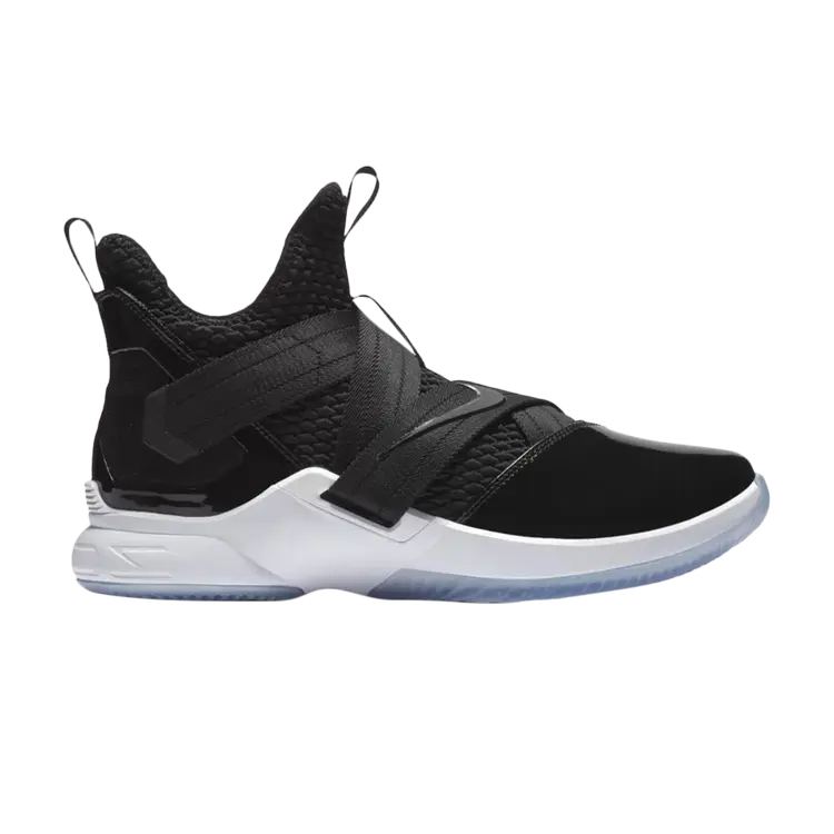 

Кроссовки Nike LeBron Soldier 12 SFG 'Black', черный