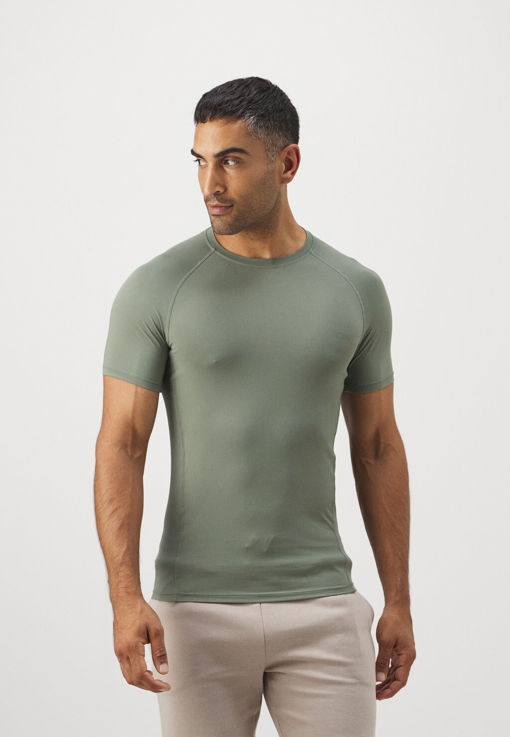 

Спортивная футболка STRIDE MUSCLE FIT MEN ICANIWILL, зеленый