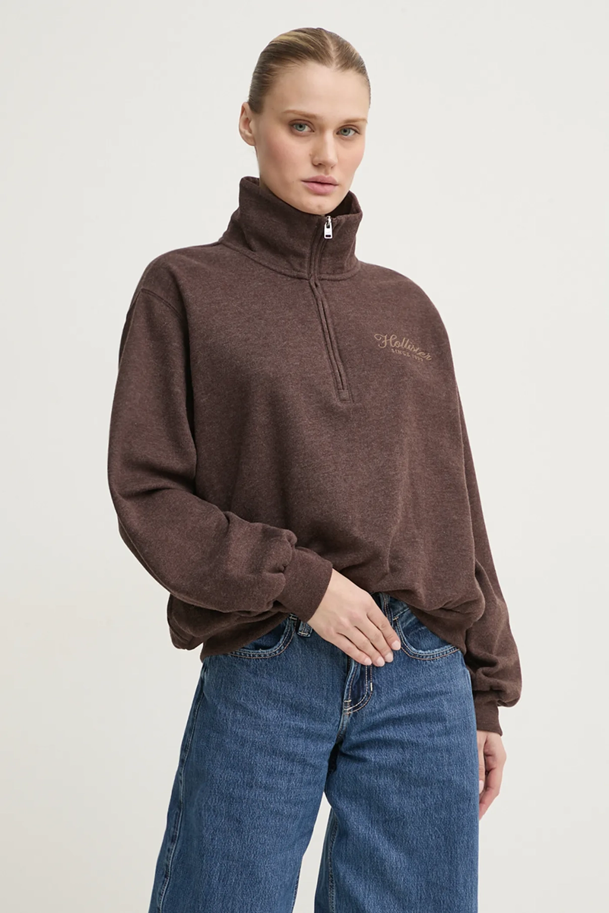 

Толстовка Hollister Co., коричневый