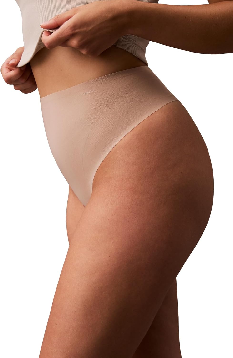 Женские утягивающие трусики-стринги Calvin Klein Stay-Put Mesh с высокой талией, Cedar — фото 3