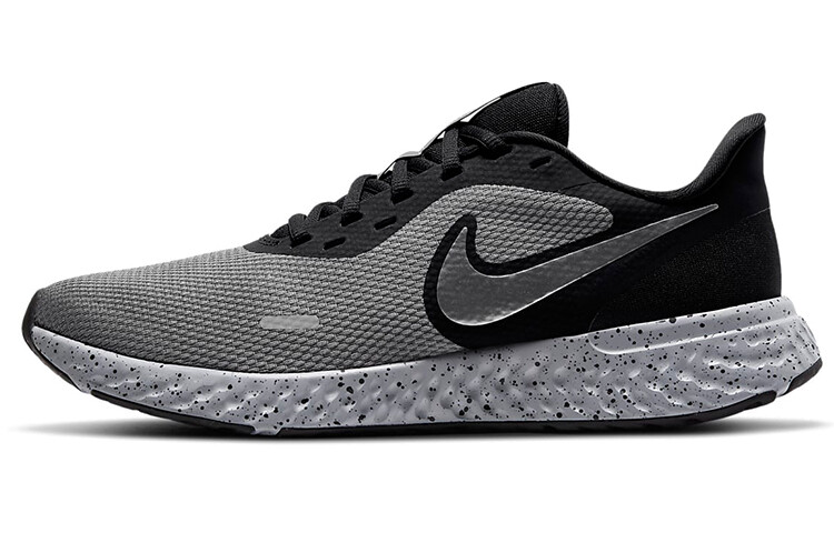 

Мужские беговые кроссовки Nike Revolution 5 Series