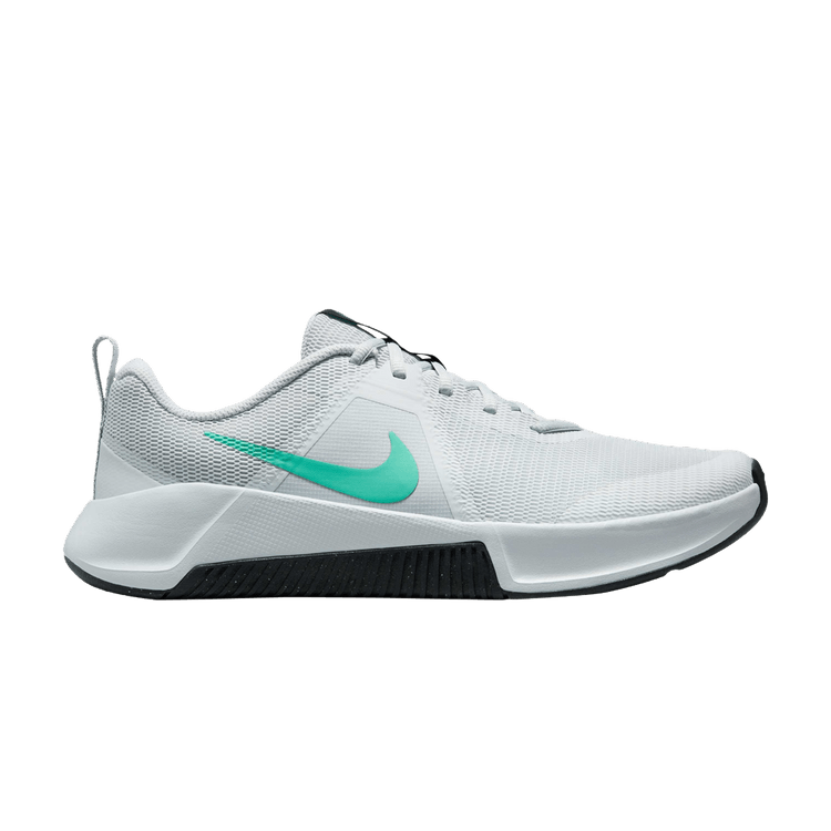 

Кроссовки Nike MC Trainer 3 'Pure Platinum Washed Teal', серый