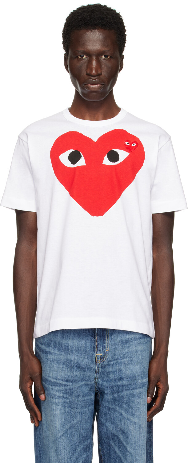 

Футболка с большим красным сердцем COMME des GARcONS PLAY