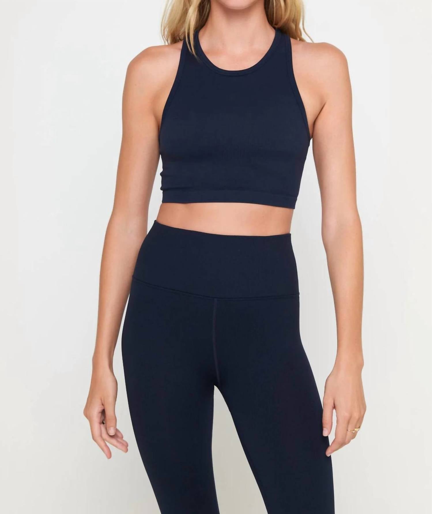 

Бюстгальтер-топ Golden Icon Jacquard Crop Tank в цвете Midnight Navy Spiritual Gangster
