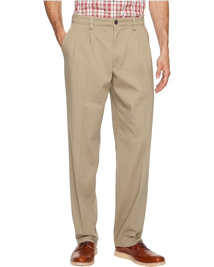 

Брюки Dockers Easy Khaki D3 Classic Fit Pleated, цвет Timberwolf